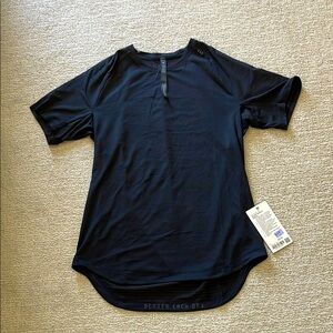 Men’s Lululemon T-Shirt